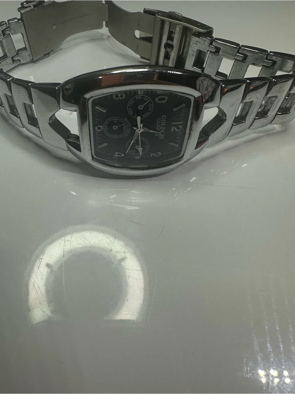 Men's Black Dial Silver-Tone Bracelet Watch